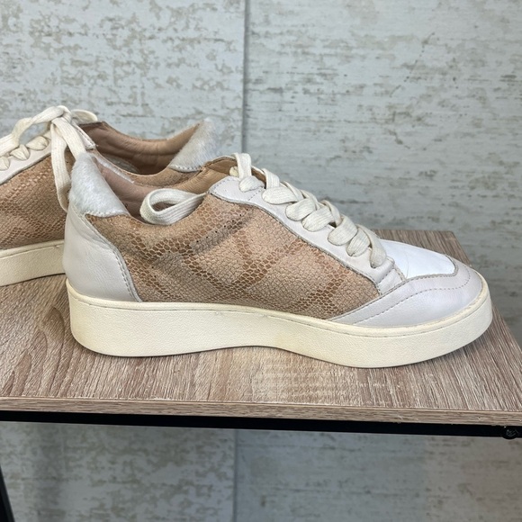 OASIS SOCIETY Star Sneakers Tan/White Size 6 - Picture 11 of 16